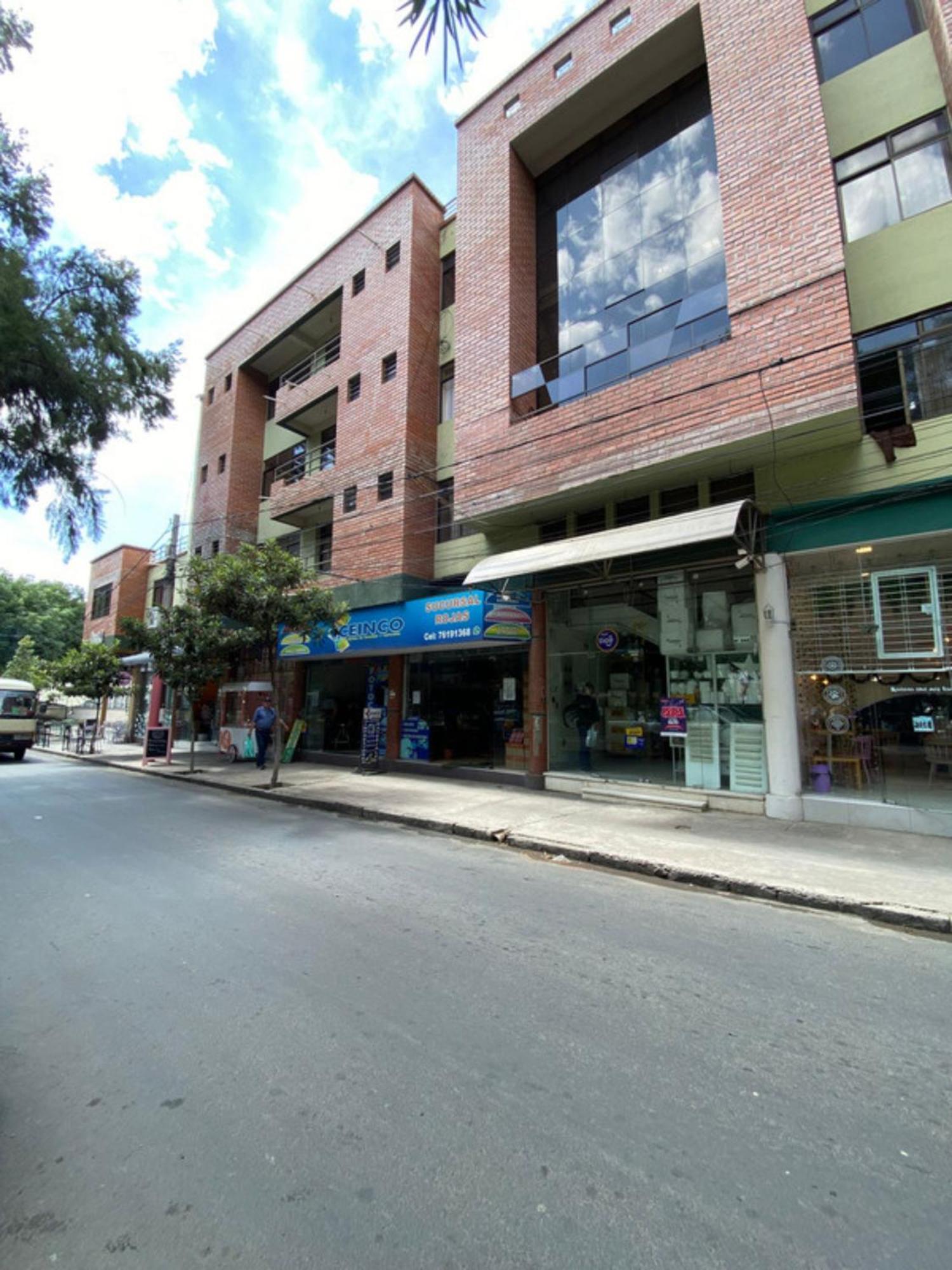 Edificio Geronimo, Pasillo Garosu, Hab 2 Apartment Tarija Exterior photo